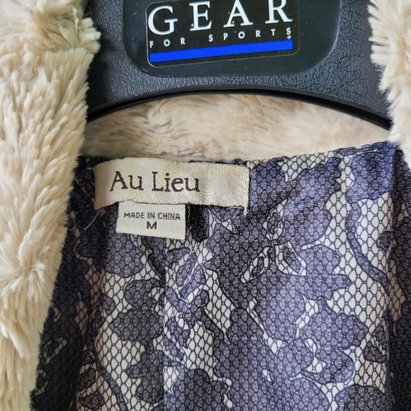 Faux Fur Vest Jacket - Picture 5 of 5